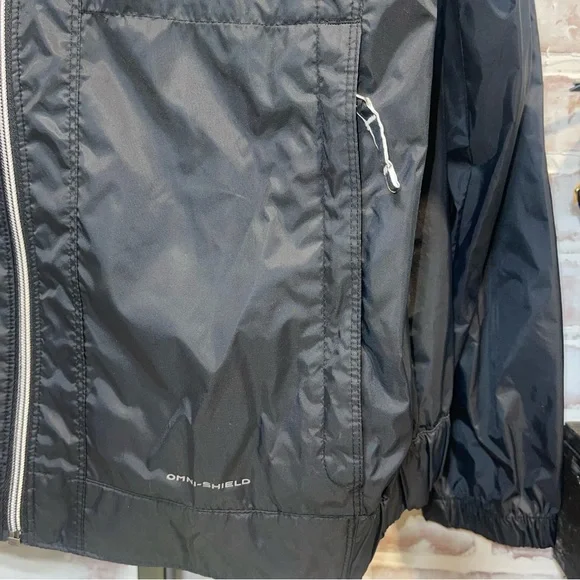Columbia Women's Black rain shell Jacket 1X - Picture 3 of 11